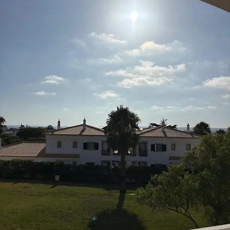 Baia Village * Αλμπουφέιρα
